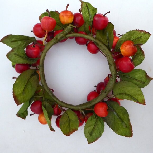 9” CHRISTMAS HOLIDAY CRANBERRY WREATH CANDLE HOLDER CENTERPIECE SET - Picture 7 of 15